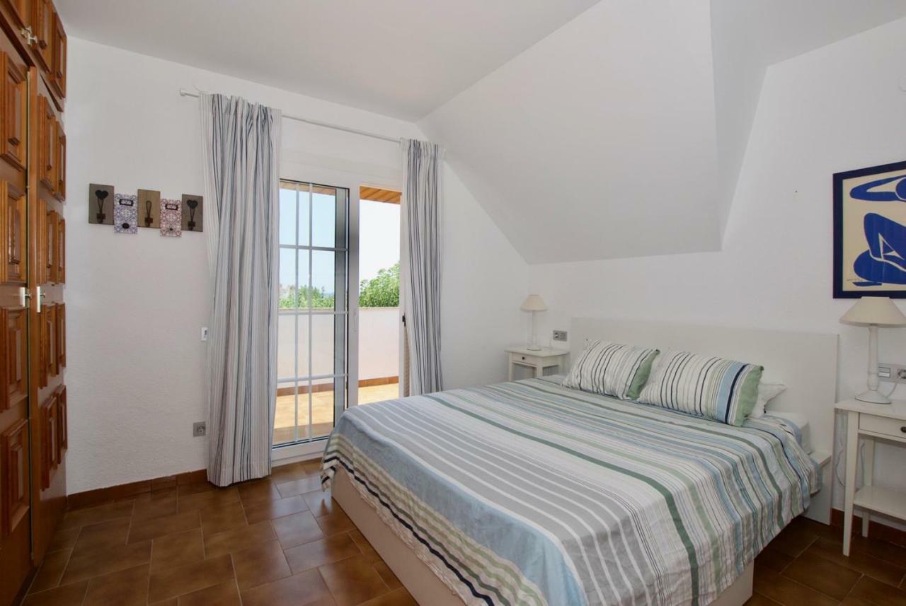 Villa Cala De La Mora Torredembarra Extérieur photo
